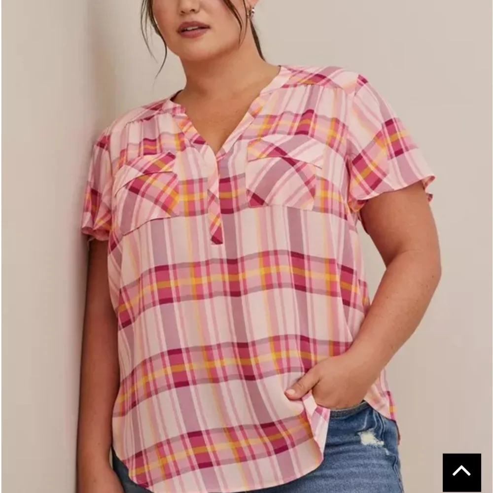 Torrid Harper Georgette Pullover Flutter Blouse - Picture 3 of 8